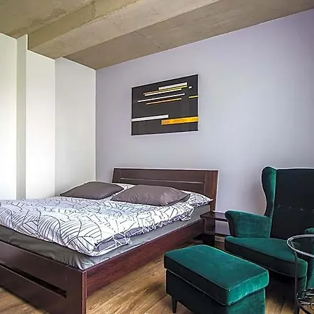 Hotel 63 3*