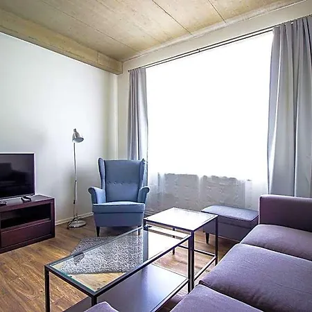Hotel 63