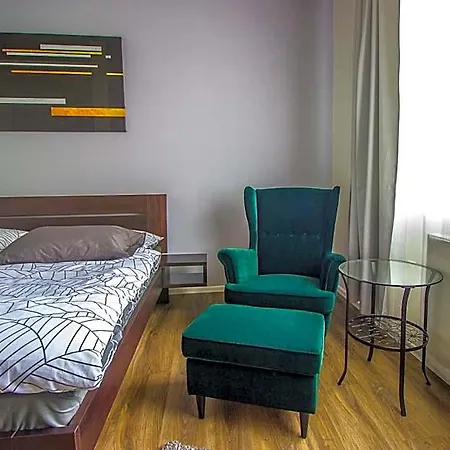 63 Hotel 3*