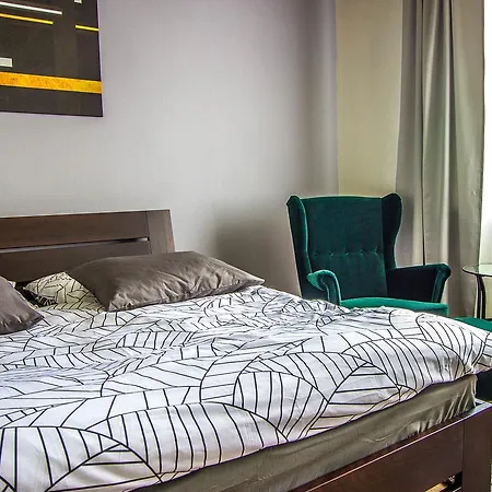 63 Hotel 3*